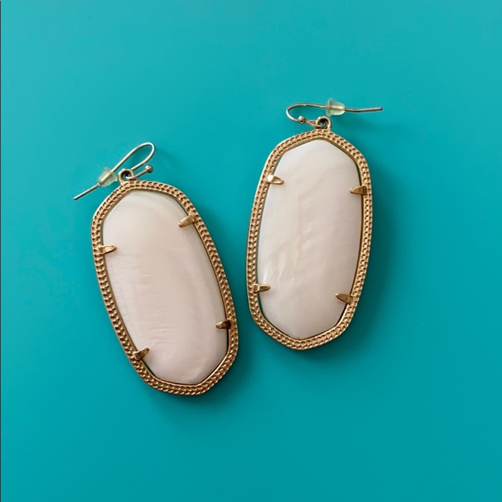 Kendra Scott Danielle earrings